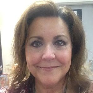 Meet your Posher, Virginia